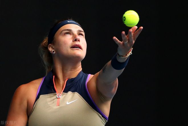 太阳报：52岁切尔西名宿马克莱莱担任环球小姐大赛评委