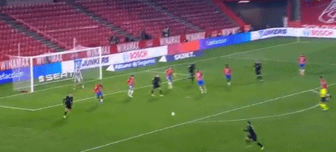 棋牌高阶：解析“填大坑”中的底池深度对心理抗压能力的极端考验。（棋牌进阶：深底池“填大坑”对心理抗压能力的极限挑战解析）