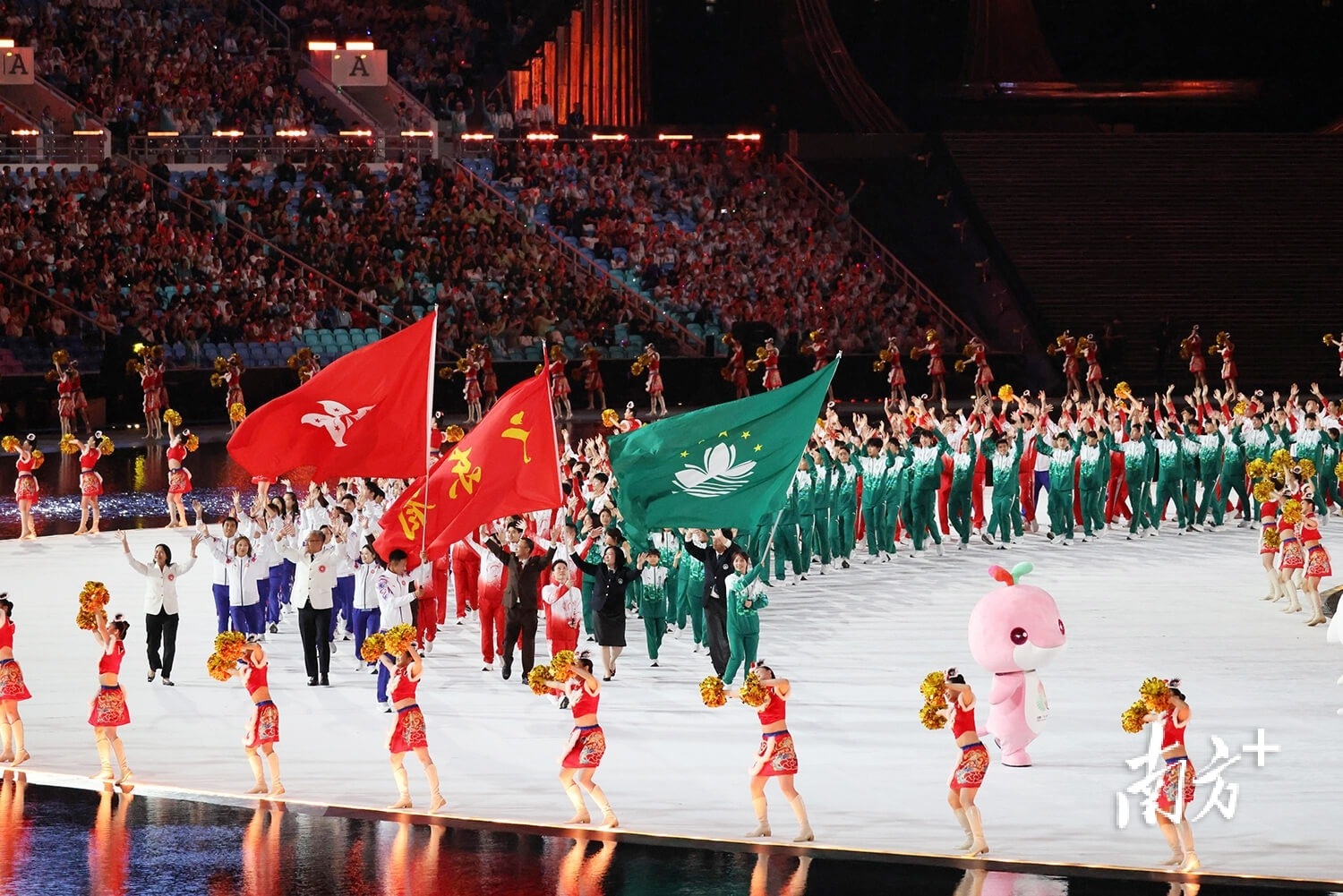 “风箫派射手”小雪诞生！TTG3-0干碎JDG：无畏快去找Cat取经